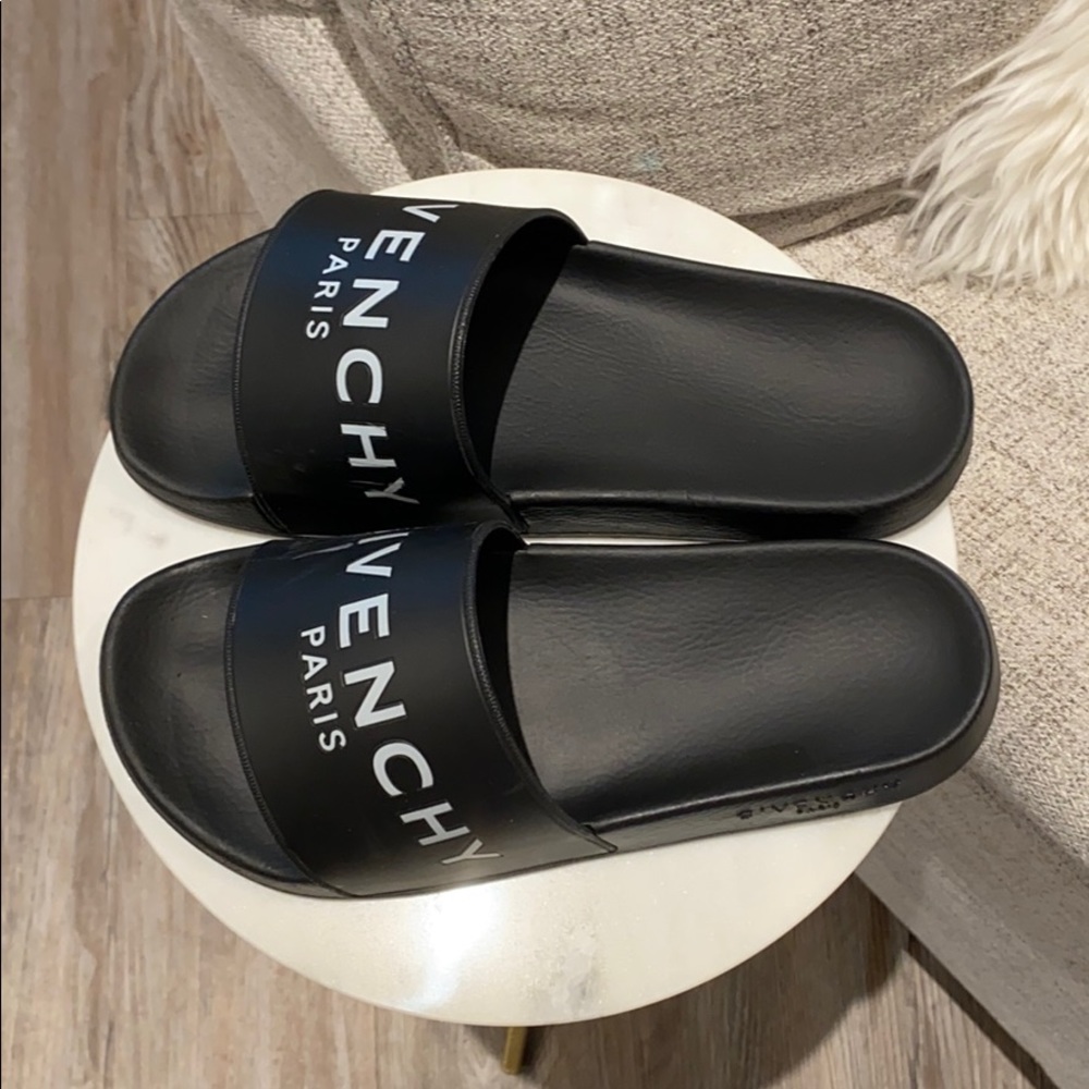 Givenchy slides - Picture 2 of 7